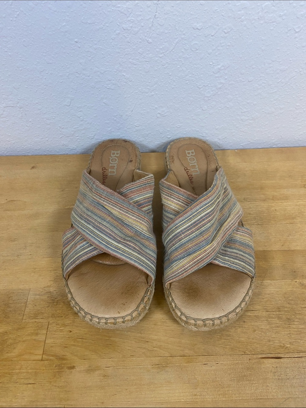 Born Boho Gypsy Crunchy Canvas Crossover Strap Espadrille Slide Sandals Size 10M